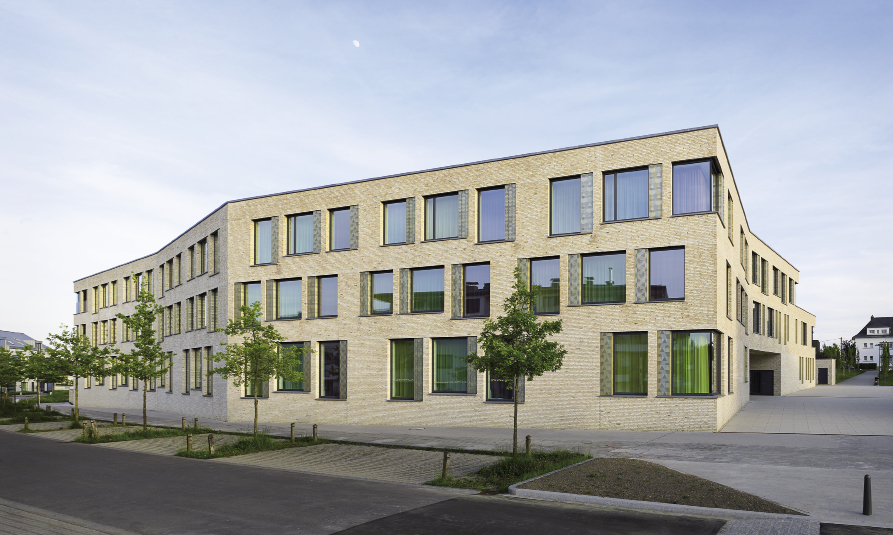 Ecole précoce et préscolaire avec foyer scolaire, Luxembourg - Belair maître d’ouvrage: Ville de Luxembourg photos: Lukas Roth, Bruck + Weckerle Architekten Bruck + weckerle