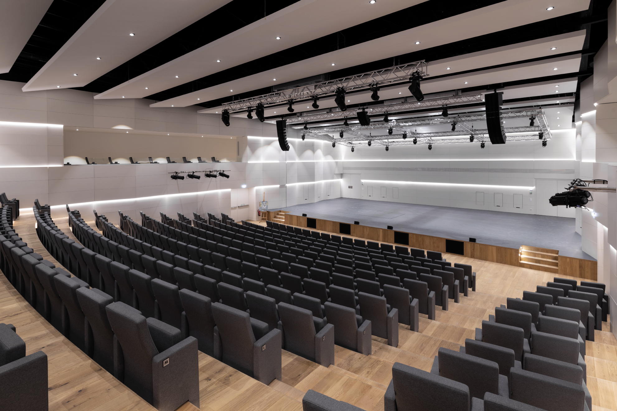 Salle de spectacles CELO à Hesperange photo: © Julien Swol G + P MULLER ARCHITECTES S.à R.L.