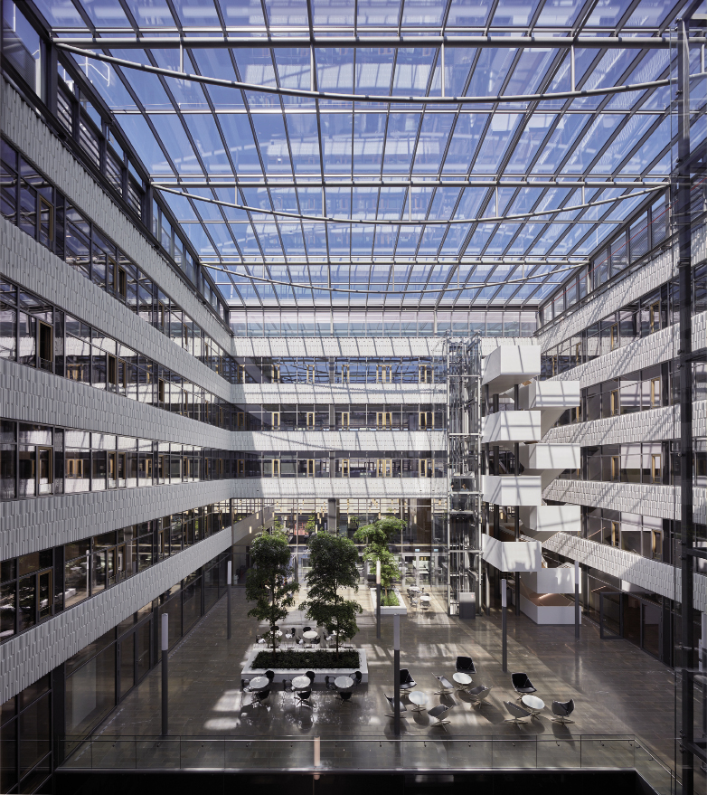 Bâtiment administratif Mercier à Luxembourg Architecte: Schmiz Romain Maître d’ouvrage: Post Luxembourg Group GOBLET LAVANDIER & ASSOCIéS INGéNIEURS-CONSEILS S.A.