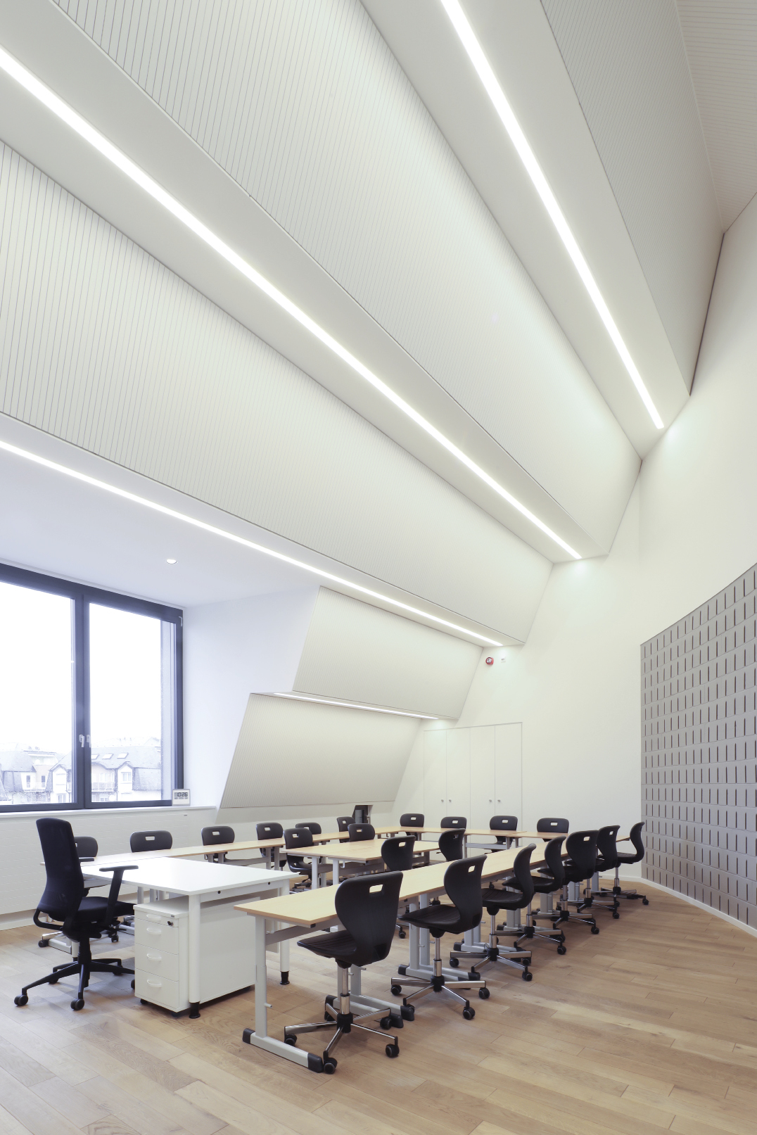 © boshua Bohumil Kostohryz JEAN PETIT ARCHITECTES S.A.