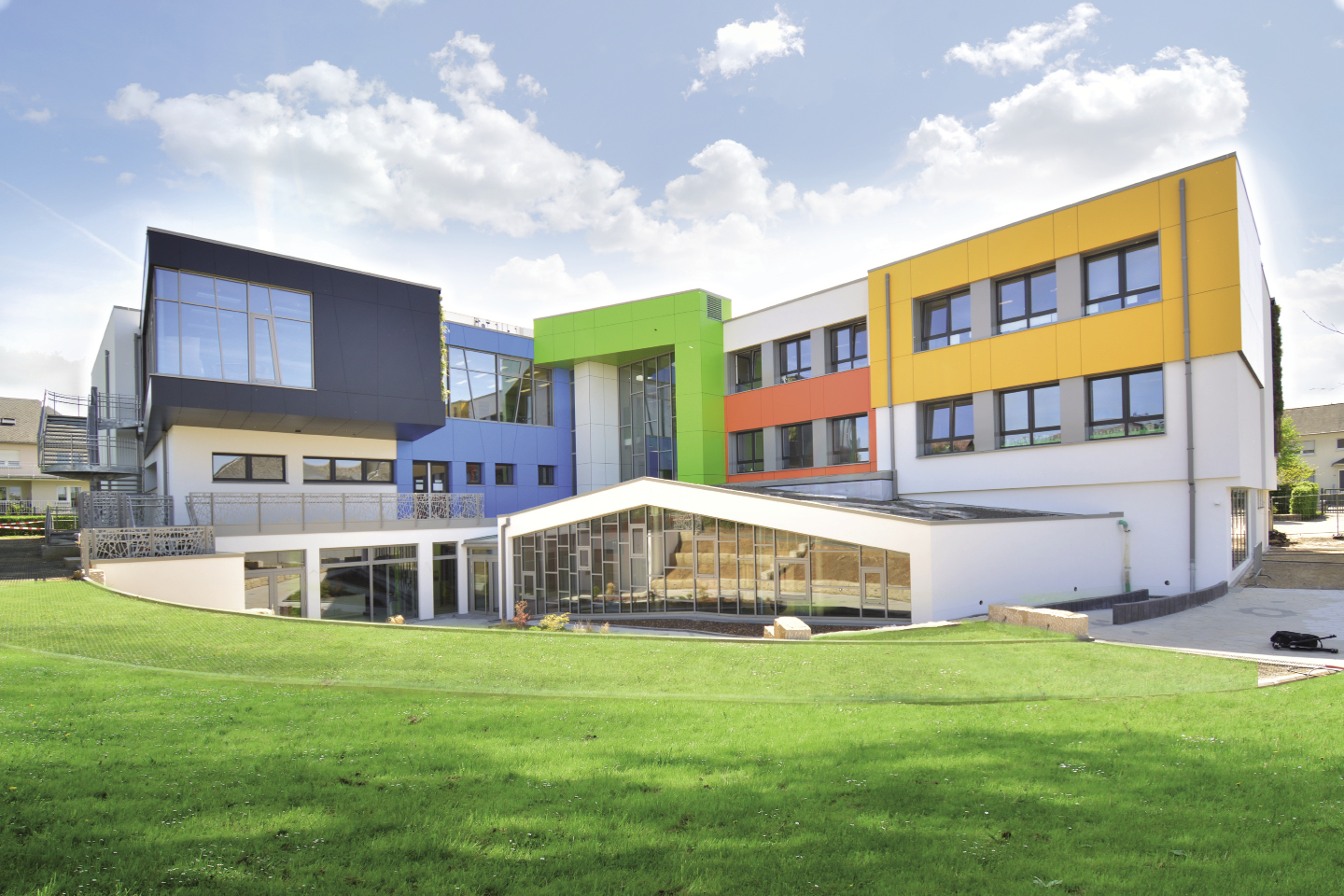 Ecole et maison relais à Itzig © XXA architecture Sàrl XXA ARCHITECTURE S.à R.L.