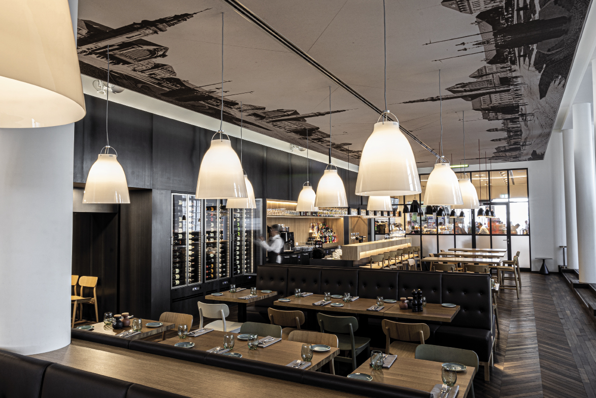 Restaurant à la Gare de Luxembourg Architecte: WW+ Architecture Ingénieur-conseil en génie civil: InCA Ingénieurs-conseils Associés RMC Consulting S.à R.L.